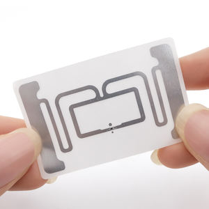 Tag <span class=keywords><strong>RFID</strong></span> UHF Ukuran Inlay 50X30mm 860-960MHz Pasif Jangkauan Jauh untuk Pelacakan Inventaris Ritel Pakaian - Product Image 2