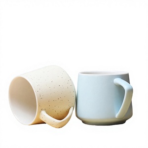 Tazas de Café de Cerámica Pintadas a Mano con Diseño de Dibujos Animados Modernos, Aptas para Lavavajillas y Microondas, Reutilizables y Portátiles, 201-300 ml, Venta al Por Mayor - Product Image 3