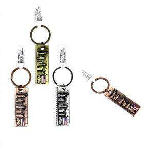 Porte-clés New York A1299, design unique en métal pour une fixation facile aux clés de voiture - Product Image 1