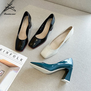 Nuove signore primavera autunno in pelle verniciata <span class=keywords><strong>donna</strong></span> décolleté <span class=keywords><strong>tacco</strong></span> festa matrimonio punta a punta Slip-On <span class=keywords><strong>scarpe</strong></span> con <span class=keywords><strong>tacco</strong></span> <span class=keywords><strong>medio</strong></span> solido poco profondo - Product Image 1