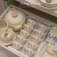 Ensemble de bols et assiettes en céramique Naihuhu de style moderne de grande valeur Ins Combinaison de plats de riz jetables à usage domestique de style français