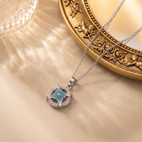 Collier ras du cou Hot Sweet Eternal Star en cuivre et zircone plaqué or 18 carats, léger, de luxe, polyvalent, élégant et tendance