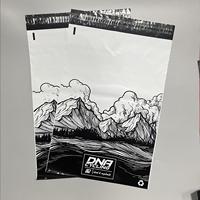Sacs d'expédition personnalisés en polyéthylène imprimés, motif Montagne Noir et Blanc, auto-adhésifs, pour marques de vêtements d'extérieur