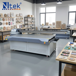 Nuova Macchina <span class=keywords><strong>da</strong></span> Stampa UV Flatbed a Getto d'Inchiostro Automatica per Design Regalo e Cover per Telefoni con <span class=keywords><strong>1</strong></span> Anno di Garanzia per Materiali in Pelle/PVC - Product Image 2