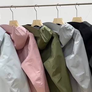 Chaqueta con capucha cortavientos <span class=keywords><strong>Teryx</strong></span> de nailon de gran tamaño para acampar - Product Image 2