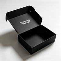 Petites boîtes d'expédition en carton ondulé personnalisées avec logo, recyclées, 6x6x6, avec gaufrage et estampage à chaud or, pour chaussettes