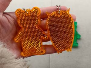 Fábrica PMMA forma personalizable oso <span class=keywords><strong>peatonal</strong></span> Reflector luz reflectante colgante llavero para la seguridad de los niños - Product Image 3