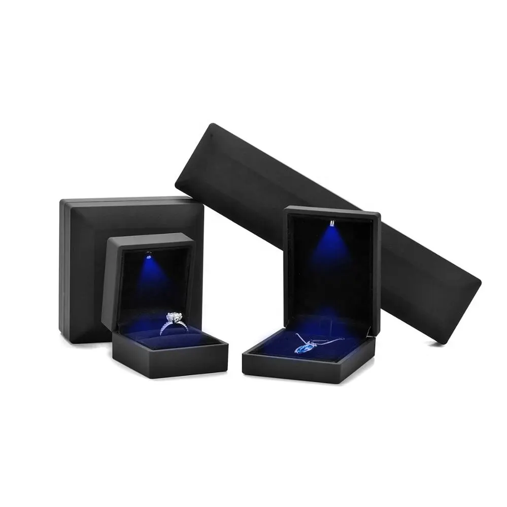 Boîte à bijoux en jade personnalisée de luxe, emballage de pendentif à lumière LED, boîte à bagues en cuir, emballage de bijoux à lumière LED