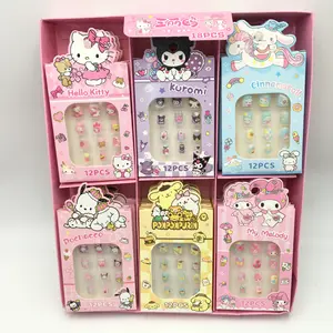도매 새로운 거짓 손톱 카와이 애니메이션 멜로디 kuromi kt 계피 포차쿠 귀여운 아이 수제 장난감 아이들을위한 이동식 네일 팁