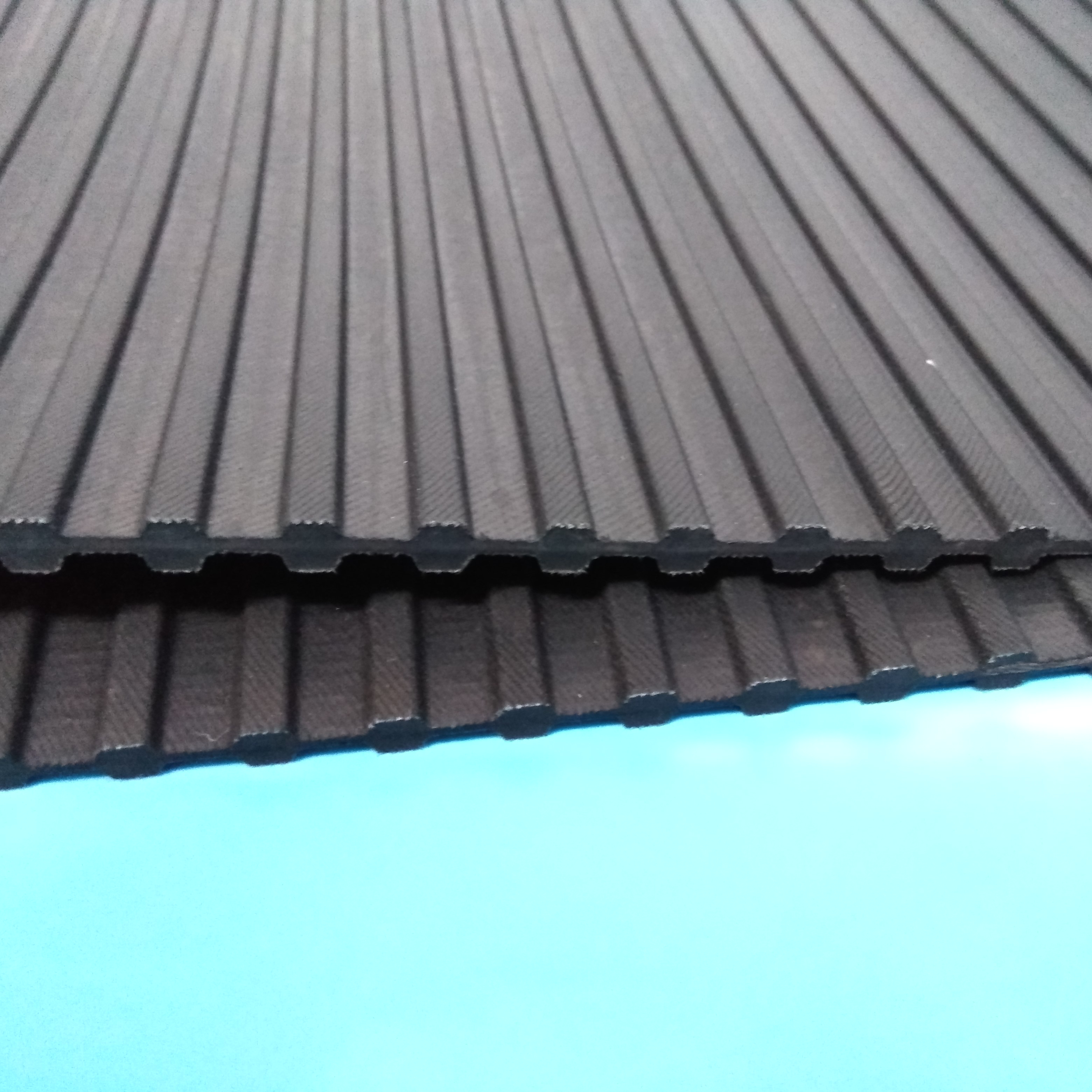 DH700 резиновый зубчатый ремень ГРМ с двойными зубьями