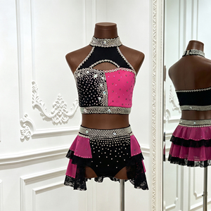 Traje de Baile de 2 Piezas con Pedrería Personalizado OEM, Top Corto con Cuello Halter y Recortes, Uniforme de Animadoras, Atuendo para Actuaciones de Jazz y Danza Contemporánea - Product Image 3