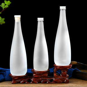 330ml/500ml Super Flint Glass Water Bottle With Gold Stamped Screw Cap