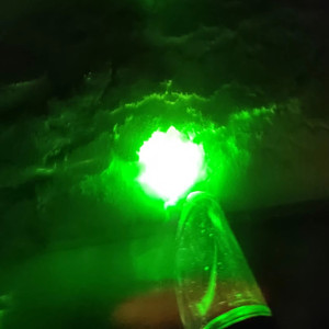 Pigment de conversion ascendante infrarouge inorganique fluorescent anti-stroke IR980nm, phosphore UV, taille de particules 3-10 µm, blanc/blanc <span class=keywords><strong>rose</strong></span> pâle - Product Image 4