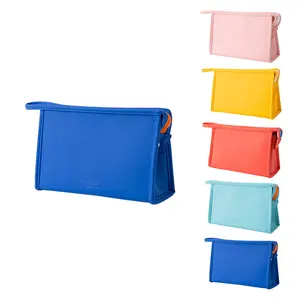 صنع في الصين الملونة بو حقيبة مستحضرات التجميل المحمولة غسل حقيبة مع شعار مخصص