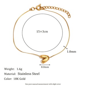 สร้อยข้อมือสแตนเลสแบบมีตัวอั<span class=keywords><strong>ก</strong></span>ษรแบบเฉพาะสำหรับผู้หญิงสร้อยข้อมือโซ่แฟชั่นแบบมีตัวอักษร18K สี<span class=keywords><strong>ท</strong></span>อง - Product Image 4