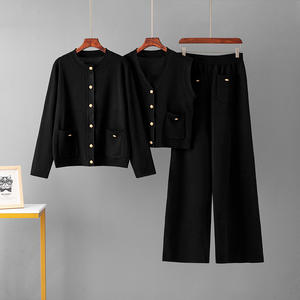 Ensemble trois pièces pour femmes en vente chaude, pantalon large en tricot coréen, veste à boutons, cardigan en tricot - Product Image 4