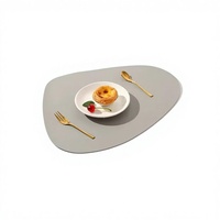 Sets de table isolants antidérapants réutilisables et imperméables en cuir PU 43x34cm prix d'usine accessoires de cuisine et de salle à manger coussinets