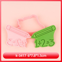 Série Rentrée Scolaire : Emporte-pièces en Plastique pour Biscuits, Motifs Sac à Dos, Dessins Animés 3D, DIY, Biscuits Personnalisés Imprimés (Simulations d'Avions en Papier, Argile)