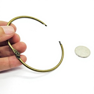 YIWANG bronce 2,5 pulgadas hoja suelta carpeta anillo Clips Metal libro anillos para tarjetas cuaderno - Product Image 1