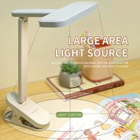 Protection des yeux Trois couleurs Température LED Lampe de bureau Clip carré Batterie flexible Corps de lampe ABS moderne Simple pour l'étude Lecture