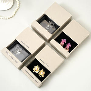 Caja de Joyería de Cartón de Lujo con Logotipo Personalizado, Caja de Regalo para Anillos, Pulseras, Collares y Pendientes, Caja de Almacenamiento de Joyería - Product Image 3