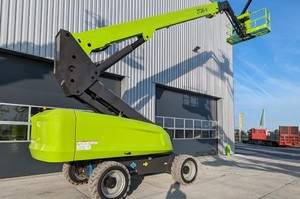 견고한 리프팅 장비 ZT26J 28.7m <span class=keywords><strong>300kg</strong></span> 4륜 구동 자주식 디젤 산업용 텔레스코픽 AWP 고소작업대 - Product Image 4