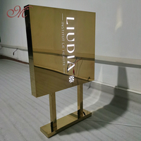 Panneau publicitaire extérieur personnalisé avec boîte aux lettres en métal illuminée en forme de miroir doré