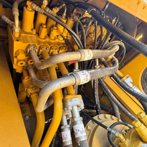 Excavatrice hydraulique sur chenilles Caterpillar 336D2 d'occasion, de fabrication japonaise, presque neuve, 36 tonnes, pour l'exploitation minière et les travaux d'excavation - Product Image 5