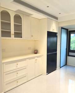 Armoires de réfrigérateur intégrées personnalisées, armoire de rangement multifonctionnelle pour réfrigérateur, ensembles de meubles de salle à manger personnalisés - Product Image 2