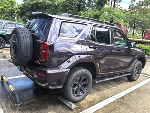 2026 GWM Tank 400 Hi4-Z Híbrido SUV Usado LHD 4WD Automático Morado con 2000 km como nuevo para exportación - Product Image 3
