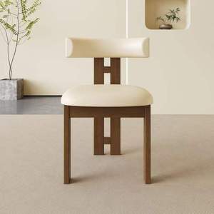 Sedia da pranzo moderna in legno massello imbottita stile Navia per visitatori, sedia da pranzo laterale in pelle dal design nordico per ristoranti - Product Image 5