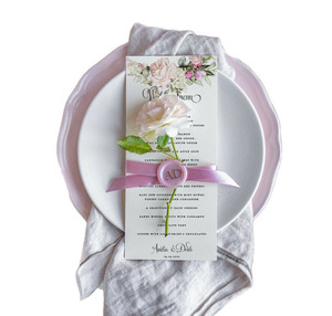 Tarjetas de Menú de Boda de Papel de Algodón con Diseño Floral Rosa, Nombres Personalizados, Fecha, Cuerda Dorada, para Mesa - Product Image 4