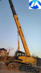 Grue sur chenilles de 130 tonnes XGTC130 avec 1 an de garantie pour des performances fiables dans les tâches de levage lourd - Product Image 3