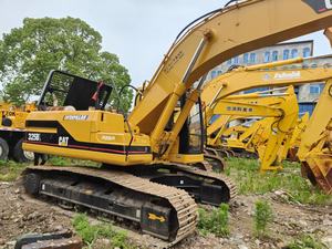 Casi nuevo 25 toneladas excavadora usada Caterpillar 325BL Original japonés usado Excavadora hidráulica sobre orugas CAT325D2 325D para la venta - Product Image 4