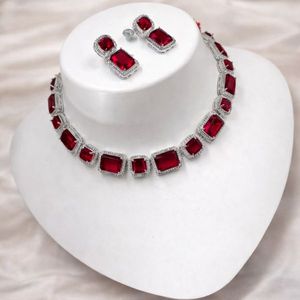 Ensemble de bijoux de mariée classique américain en diamant, élégant collier et boucles d'oreilles deux pièces pour femmes et filles - Product Image 1