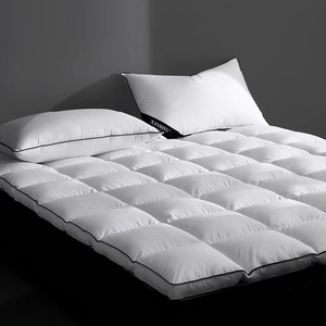 Protectores <span class=keywords><strong>de</strong></span> Colchón para Hotel, Cubrecolchón <span class=keywords><strong>de</strong></span> Plumón para Invierno, Acolchado <span class=keywords><strong>de</strong></span> Doble Capa, en Blanco, Venta al Por Mayor <span class=keywords><strong>de</strong></span> Fábrica - Product Image 4