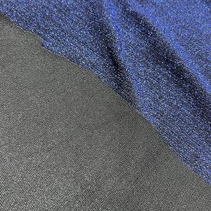 Оптовая продажа, модная Блестящая серебряная трикотажная Полиэстеровая металлическая стрейчевая сетчатая ткань с люрексом для одежды - Product Image 2