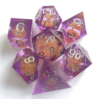 Ensemble de dés RPG faits à la main transparents Donjons et dragons du MDN TTRPG Résine à noyau liquide Dés en métal polyédriques à bord tranchant