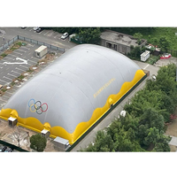 Grands dômes supportés par air pour sports de plein air tente dôme pneumatique personnalisée architecture professionnelle auvent à membrane de badminton pickleball