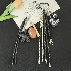 RYCR <span class=keywords><strong>Original</strong></span> Niche Star Accessoires suspendus pour femmes Corde d'escalade <span class=keywords><strong>Porte</strong></span>-clés tissé Sûr Corde suspendue Sac Pendentif à la mode pour - Product Image 2