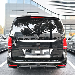 สปอยเลอร์กันชนหลัง Amp-Z สำหรับ Mercedes-Benz V-Class V260 W447 AMG Line ปี 2018-23 สีดำเปียโน ลายคาร์บอนไฟเบอร์ ผิวด้าน - Product Image 3