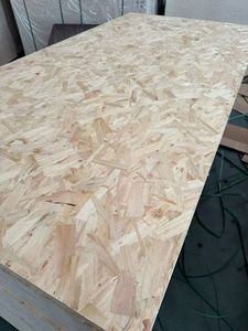 Paneles Estructurales Tipo Sándwich T&G de Alta Calidad Marca RUIHE, <span class=keywords><strong>Tablero</strong></span> de <span class=keywords><strong>Madera</strong></span> <span class=keywords><strong>OSB</strong></span> Impermeable para Decoración de Muebles, Superficie Acabada - Product Image 3
