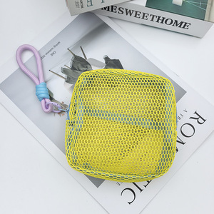 2025 plus récent sac cosmétique de grande capacité fermeture éclair usine conception personnalisée vacances mode maille poignée sac pour maquillage stockage Offre Spéciale - Product Image 3