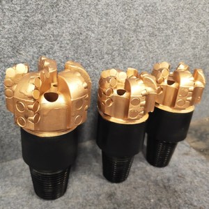 <span class=keywords><strong>4</strong></span> شفرات ماسية <span class=keywords><strong>PDC</strong></span> قوس حفر آبار المياه 3 شفرات لحفر الصخور - Product Image 2