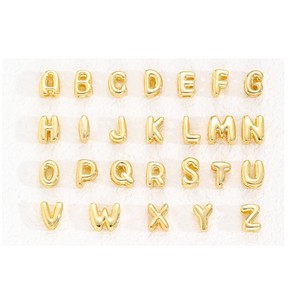 Vente en gros de collier à breloques de l'alphabet initial en cuivre plaqué or 18 carats pour filles, lettre à bulles mignonne et délicate avec chaîne à maillons - Product Image 5