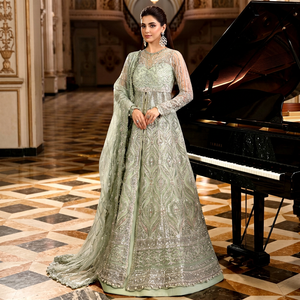 Costume indien pakistanais brodé vert sauge, 3 pièces, longueur au sol, shalwar kameez, pour femmes, pour mariage et fêtes - Product Image 1