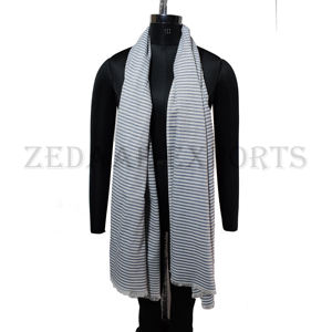 ผ้าพันคอผ้าไหมแท้ลายแถบทำด้วยมือหรูหราโลโก้ที่ปรับแต่งได้ดีไซน์นุ่มยาวมี MOQ ต่ำสำหรับผู้หญิงสำหรับฤดูร้อน - Product Image 1