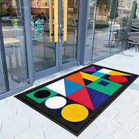Tapis d'entrée commercial moderne personnalisé avec logo et texte, dos antidérapant en caoutchouc, utilisation intérieure/extérieure, facile à nettoyer