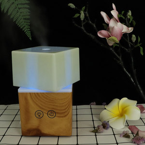 Diffuseur d'arômes en bois 0,5L, humidificateur ultrasonique avec lumière LED pour la maison, la voiture et le bureau - Product Image 2