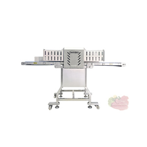 Cortadora de Carne de Tipo Horizontal DARIBO con Cuchilla de Cambio Rápido y Transportador para una Operación Sencilla - Product Image 1